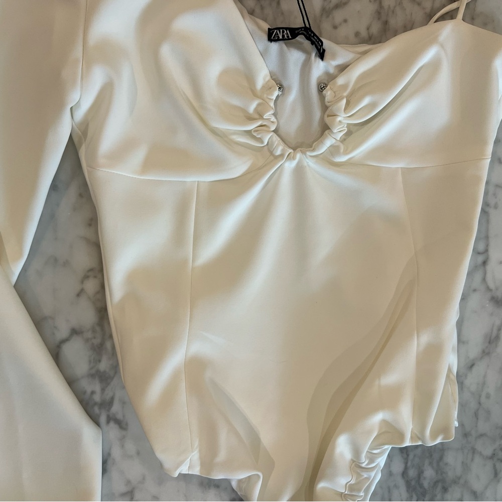 Zara Women's Ivory Satin Top